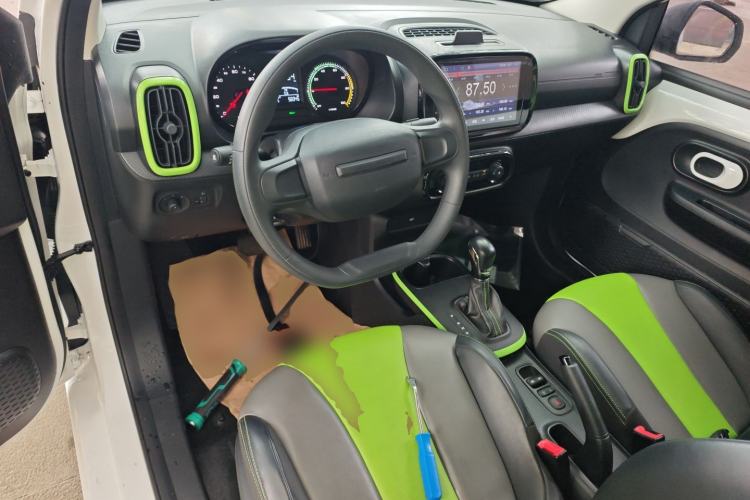 Used Roewe Clever 2021 302 km New Four-Seater Super-Efficient Version