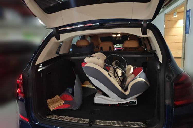 Used BMW X3 2018 xDrive25i M Sport Package China VI Trunk