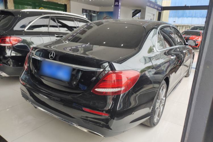Used Mercedes-Benz E-Class 2019 E 300 L Sporty and Stylish Model
