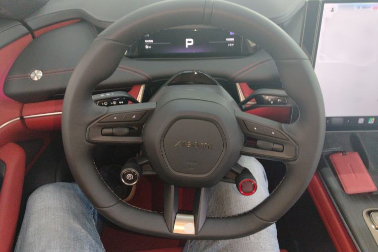 Used Xiaomi Auto SU7 2024 Four-Wheel Drive Ultra-Long Range Advanced Intelligent Driving Max Edition Steering Wheel