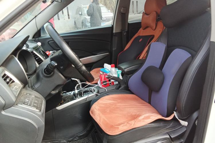 Used SsangYong Tivolan 2015 1.6L Automatic Two-Wheel Drive ZhiShang Edition Left Front Seat