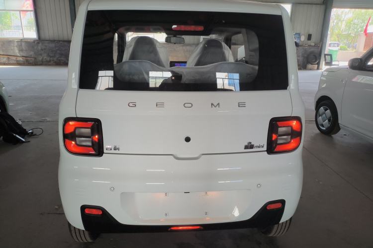 Used Geely Galaxy Panda 2024 Panda Mini 200km Endurance Bear Rear