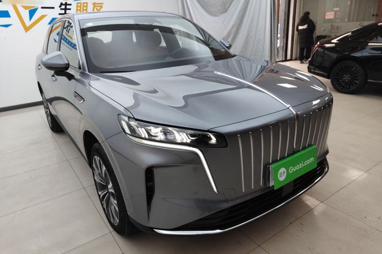 Used Hongqi HS6 PHEV 2026 220 All-Wheel Drive Smart Hybrid Version Front Right 45 Deg