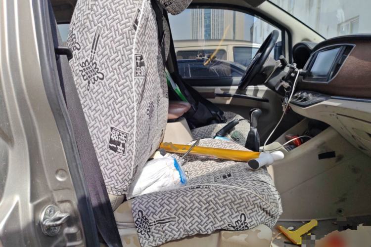 Used FORTHING Lingzhi 2020 M5L 1.6L Luxury 7-Seater
