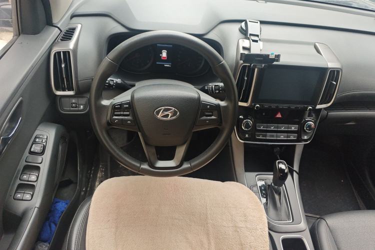 Used Hyundai ix35 2019 2.0L Automatic 2WD Zhiyong·Changxiang Edition China VI Standard Steering Wheel
