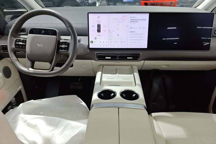 Used Li Auto MEGA 2024 Ultra Model
