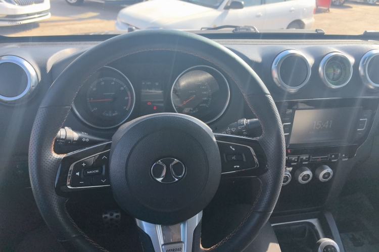 Used BAIC Off-Road BJ40 2016 40L 2.0T Manual All-Wheel Drive Prestige Edition