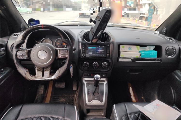 Used Jeep Compass 2014 2.4L Four-Wheel Drive Serpentine Collection Edition