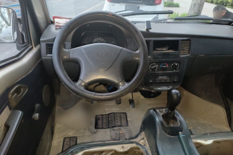 Used Wuling Zhiguang 2010 1.0L Liye Edition
