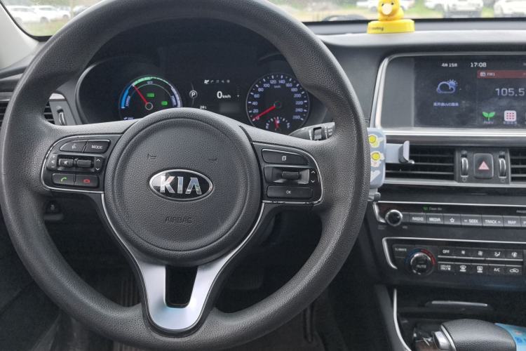 Used Kia K5 New Energy 2018 2.0L Smart Enjoyment Version Steering Wheel