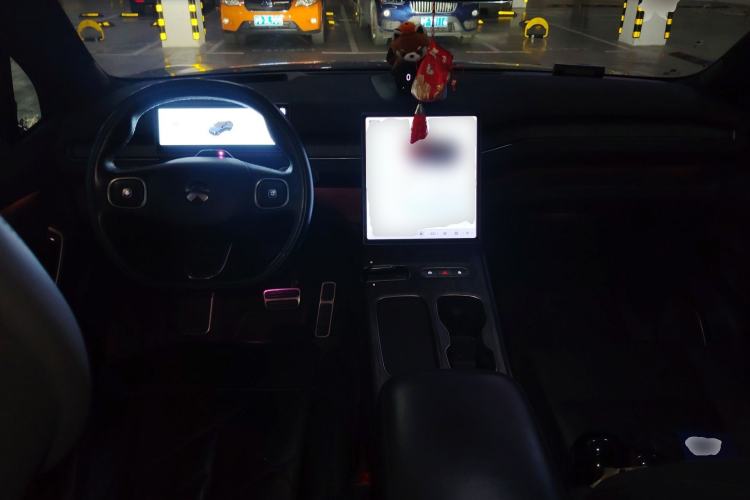 Used Nio ES7 2022 100kWh First Edition Center Console