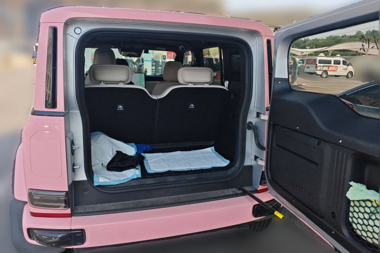 Used iCAR V23 2025 401 Two-Wheel Drive Intelligent Driving Version Trunk