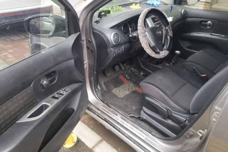 Used Nissan Livina 2013 Jingrui 1.6XL Manual Comfort Edition Driver Seat