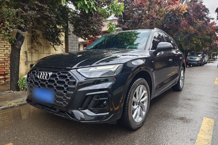 Used Audi Q5L 2022 40T Luxury Dynamic Model Front Left 45 Deg