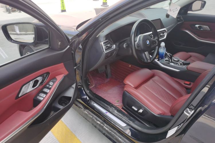 Used BMW 3 Series 2022 325i M Sport Package Driver Seat