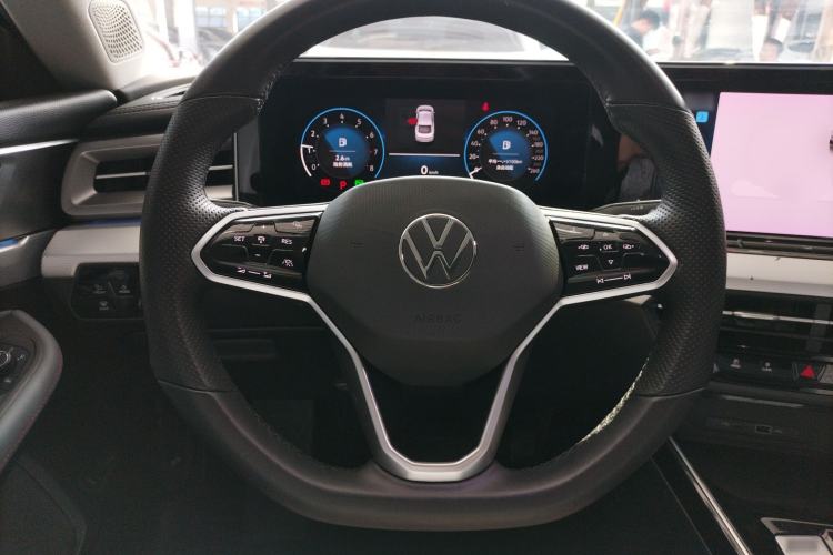 Used Volkswagen Lamando 2022 Lavida L 280TSI DSG Cool & Spicy Edition Steering Wheel
