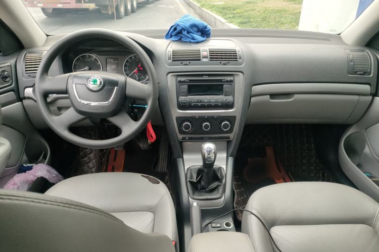 Used Skoda Octavia 2010 1.6L Manual - Yijun Version

