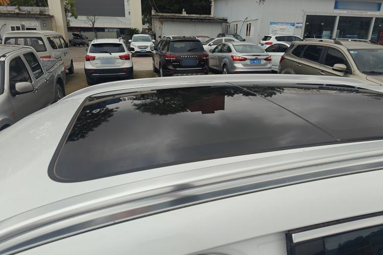 Used Haval H6 2017 Blue Label 2.0T Automatic Two-Wheel Drive Smart Edition Roof