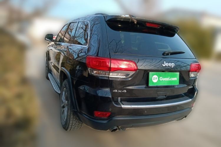 Used Jeep Grand Cherokee 2014 3.0L Comfort Navigation Edition Rear Left 45 Deg