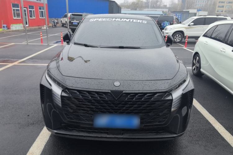 Used Venucia V 2022 260T Black Horse Edition · Idol