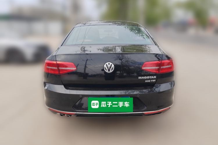 Used Volkswagen Magotan 2017 330TSI DSG Leading Model Rear