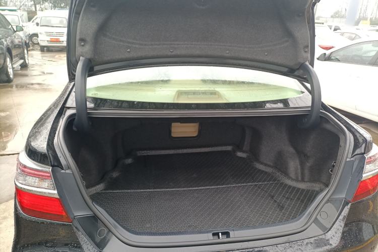 Used Toyota Camry 2015 2.0G Premier Edition