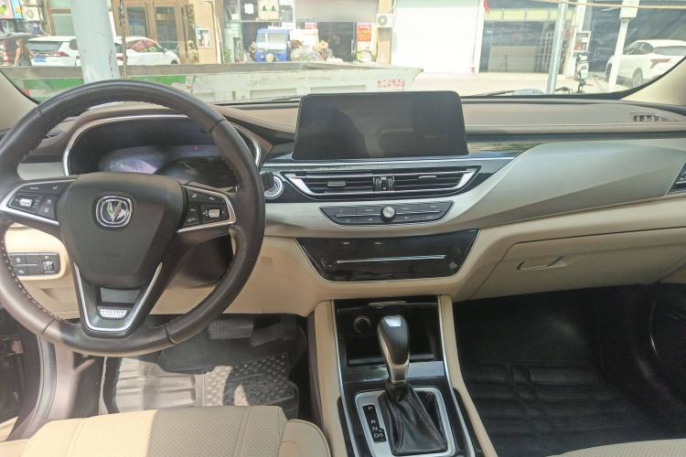 Used Changan Raeton CC 2018 1.5T Automatic Zhiya Model China V Standard
