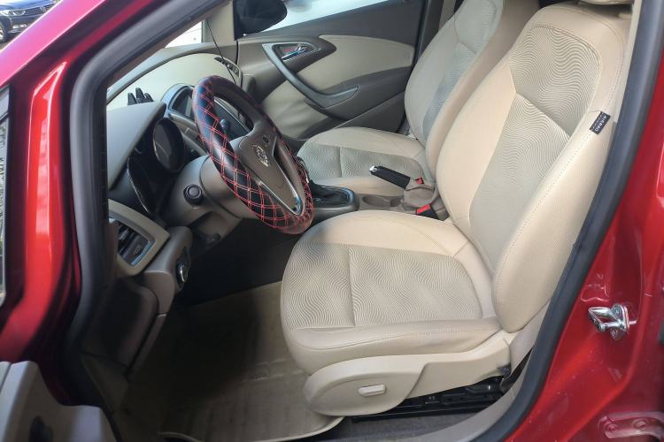 Used Buick GT 2013 GT 1.6L Automatic Fashion Edition
