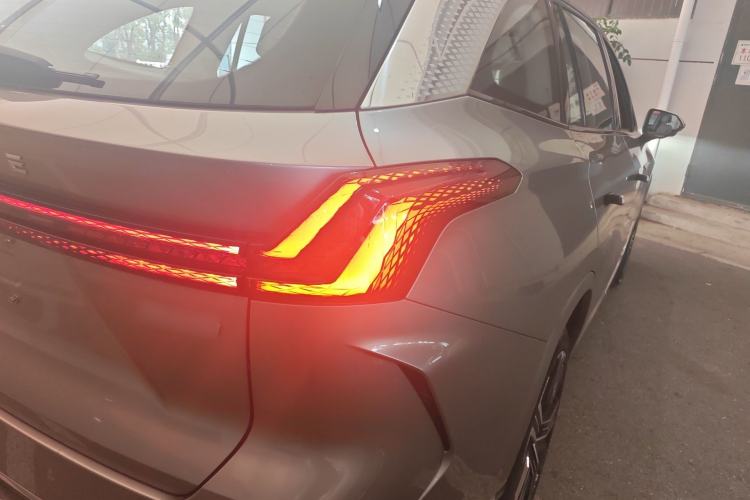 Used Roewe RX9 2023 2.0T Four-Wheel Drive Luxury Edition
