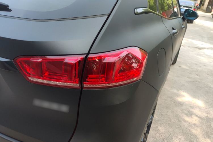 Used Wey VV7 2017 2.0T Flagship Model Exterior 3