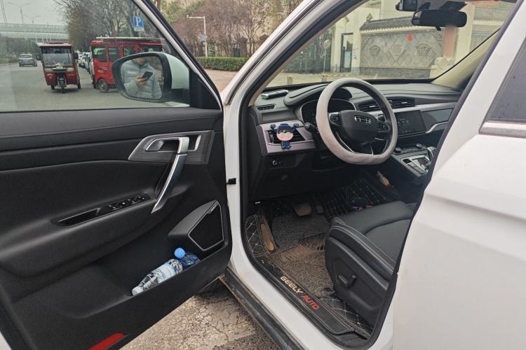 Used Geely Auto Emgrand X7 Sport 2021 Million Edition 1.8TD DCT Two-Wheel Drive Luxury Model
