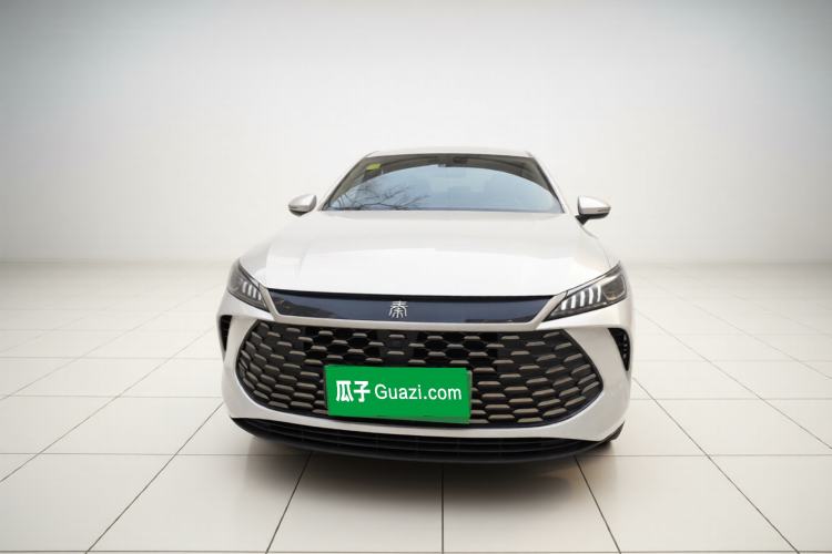 Used BYD Qin PLUS 2025 DM-i Smart Drive 55KM Leading Model
