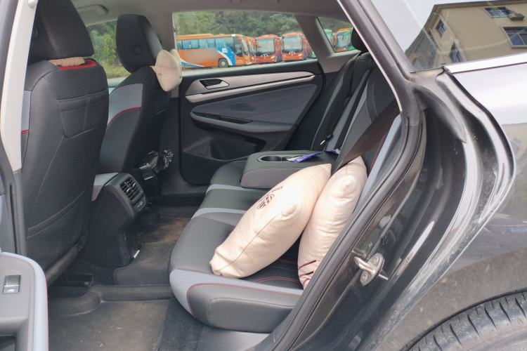 Used Volkswagen Lamando 2024 Lavida L 280TSI DSG Cool & Spicy Edition
