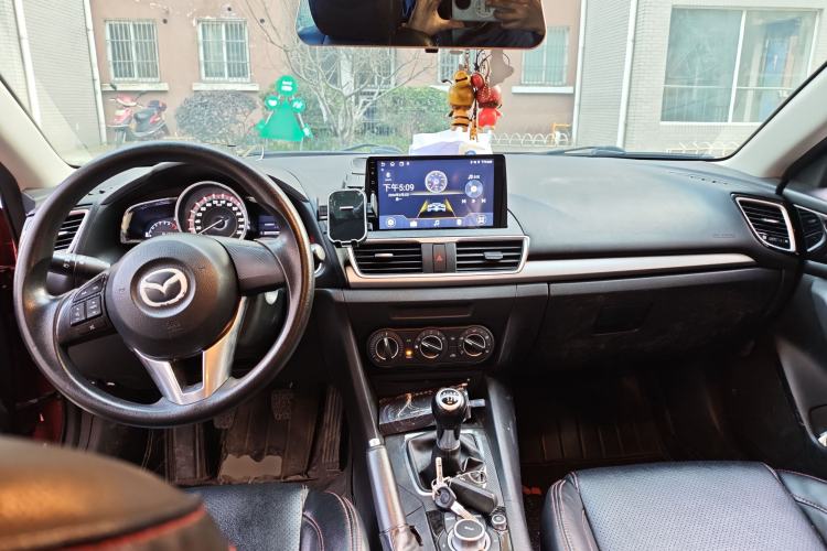 Used Mazda 3 Axela 2016 Sedan 1.5L Manual Comfort Model Center Console