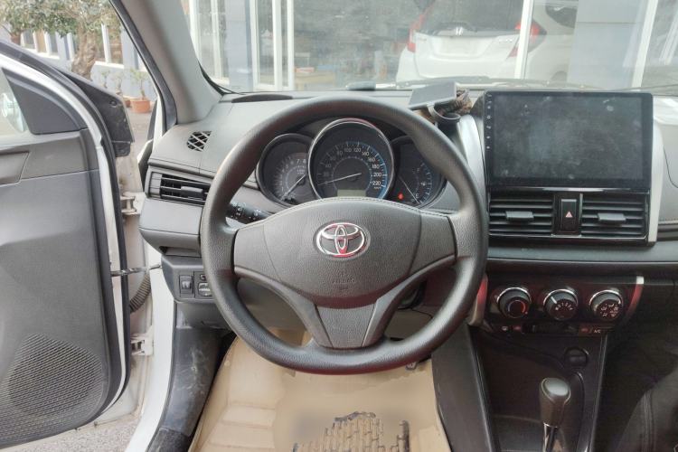 Used Toyota Vios 2014 1.3L Automatic Standard Edition Steering Wheel