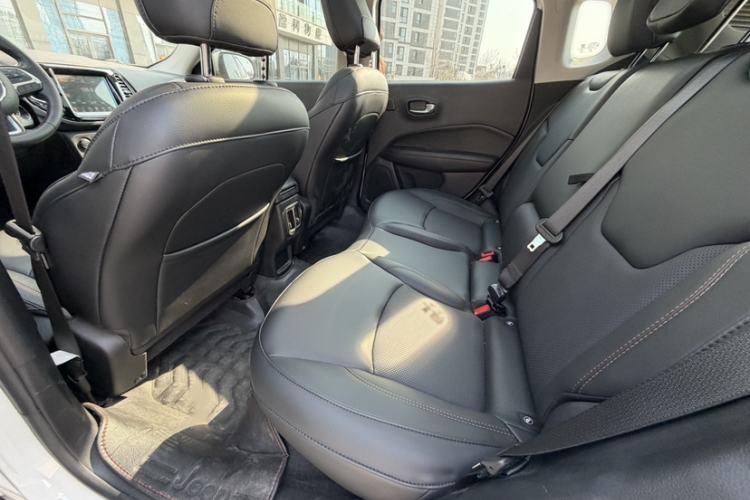 Used Jeep Compass 2017 200T Automatic Prestige Four-Wheel Drive Edition
