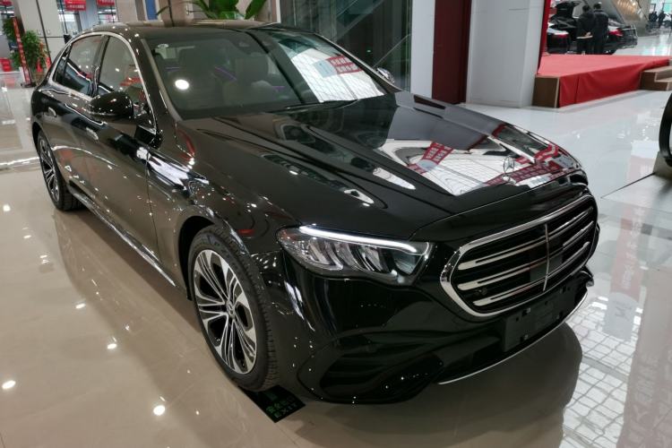 Used Mercedes-Benz E-Class New Energy 2024 E 350 e L Plug-in Hybrid Sports Sedan