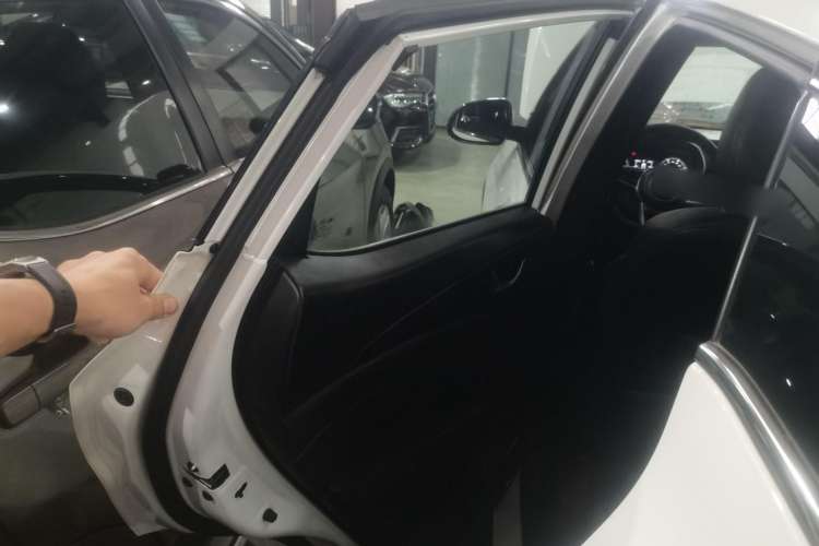 Used Dongfeng Fengon 500 2022 1.5L CVT Enjoyment Version