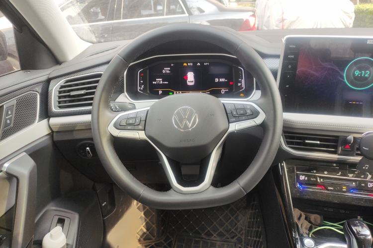 Used Volkswagen Tayron 2023 280TSI Two-Wheel-Drive Luxury Plus Advanced Version Steering Wheel