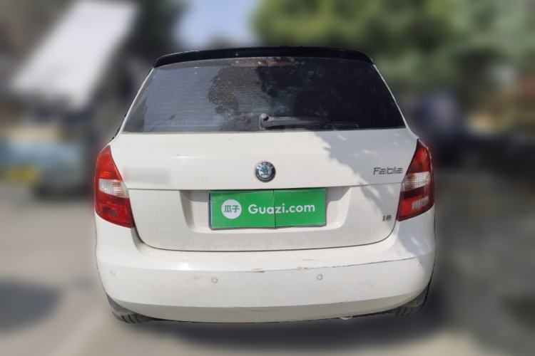 Used Skoda Fabia 2011 1.6L Automatic Cool Black Edition