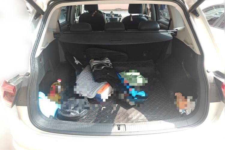 Used Volkswagen Tiguan L 2018 380TSI Automatic All-Wheel Drive Luxury Edition Trunk