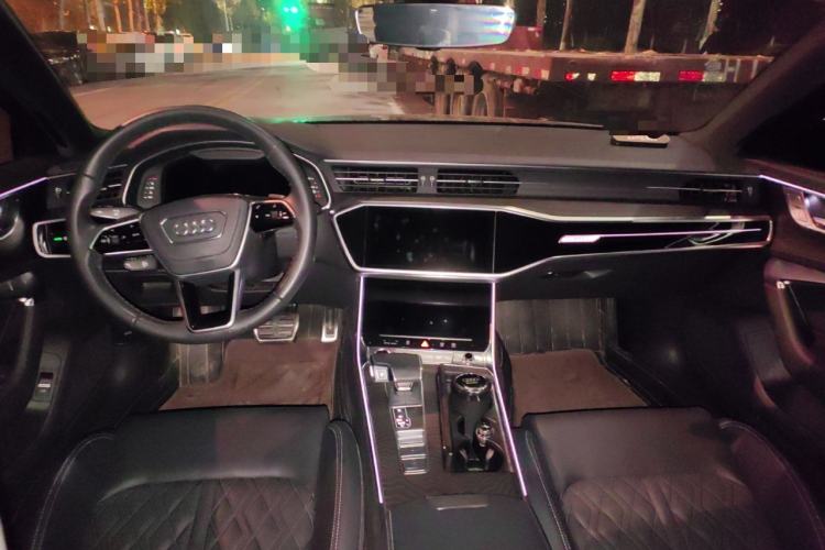 Used Audi A6L 2025 Restyled 45 TFSI quattro Prestige Dynamic Edition Center Console