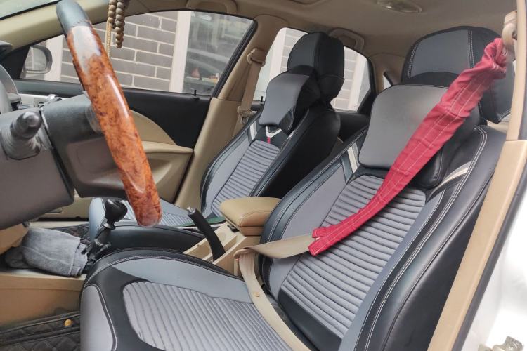 Used Buick Excelle 2011 1.6 LX-MT