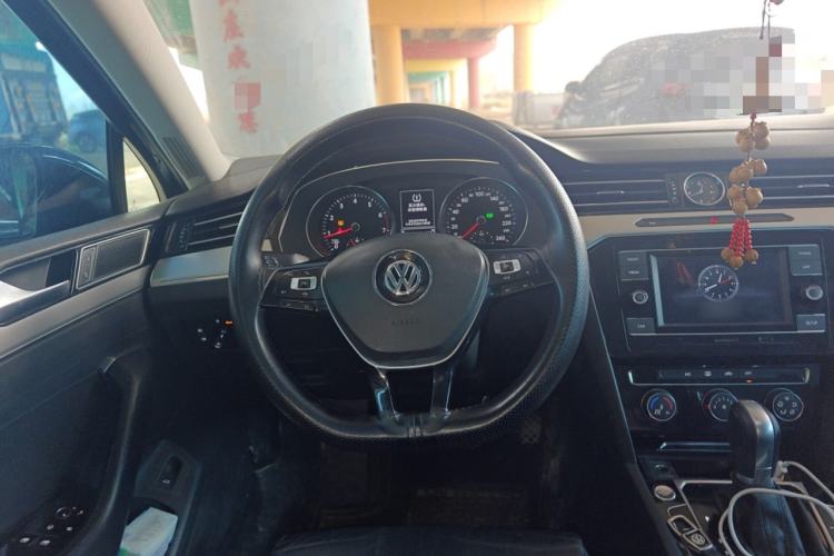 Used Volkswagen Magotan 2019 330TSI DSG Leading Edition China V Standard
