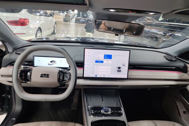 Used Geely Galaxy 8 2025 130km EM-i Deluxe Edition Center Console