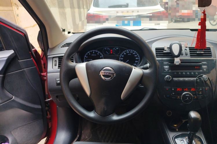 Used Nissan Tiida 2011 1.6L CVT Smart Version Steering Wheel