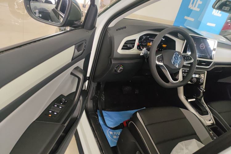 Used Volkswagen T-ROC 2026 Model 280TSI DSG Two-Wheel Drive Shiguang Edition Driver Seat