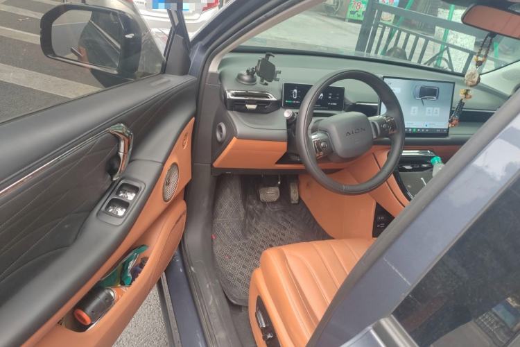 Used AION V 2024 Aion Tyrannosaurus 650 Smart Luxury Edition