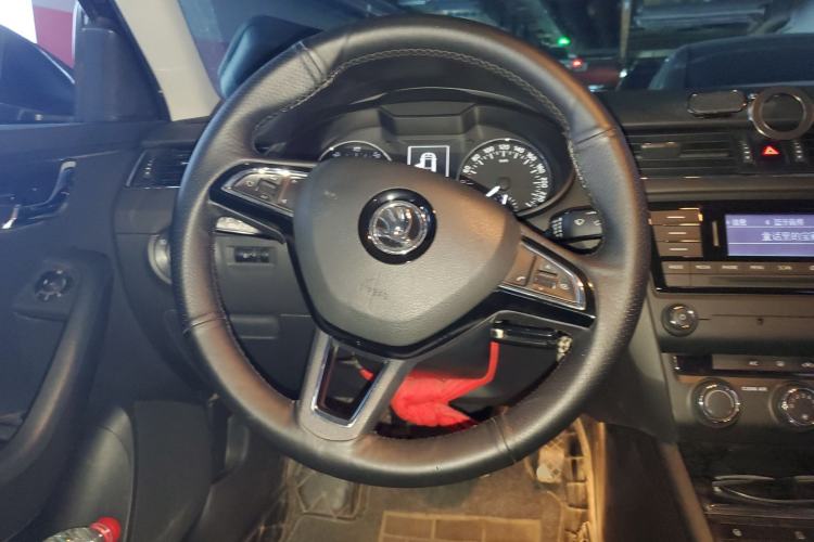 Used Skoda Octavia 2017 1.6L Manual Smart Drive Edition