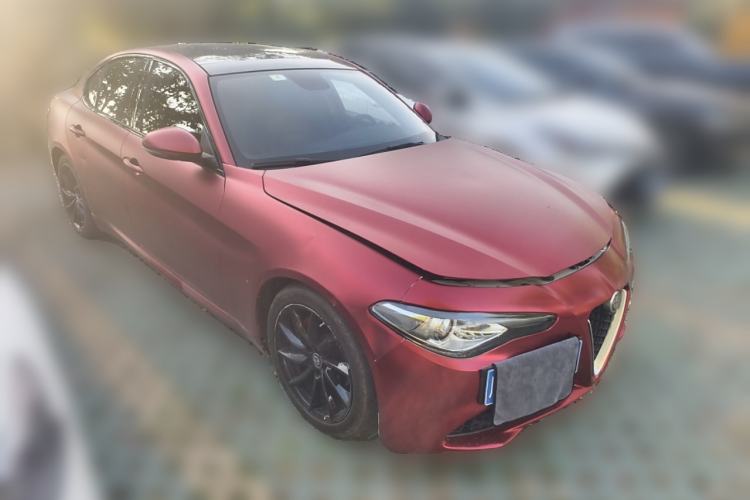 Used Alfa Romeo Giulia 2017 2.0T 200HP Luxury Edition
